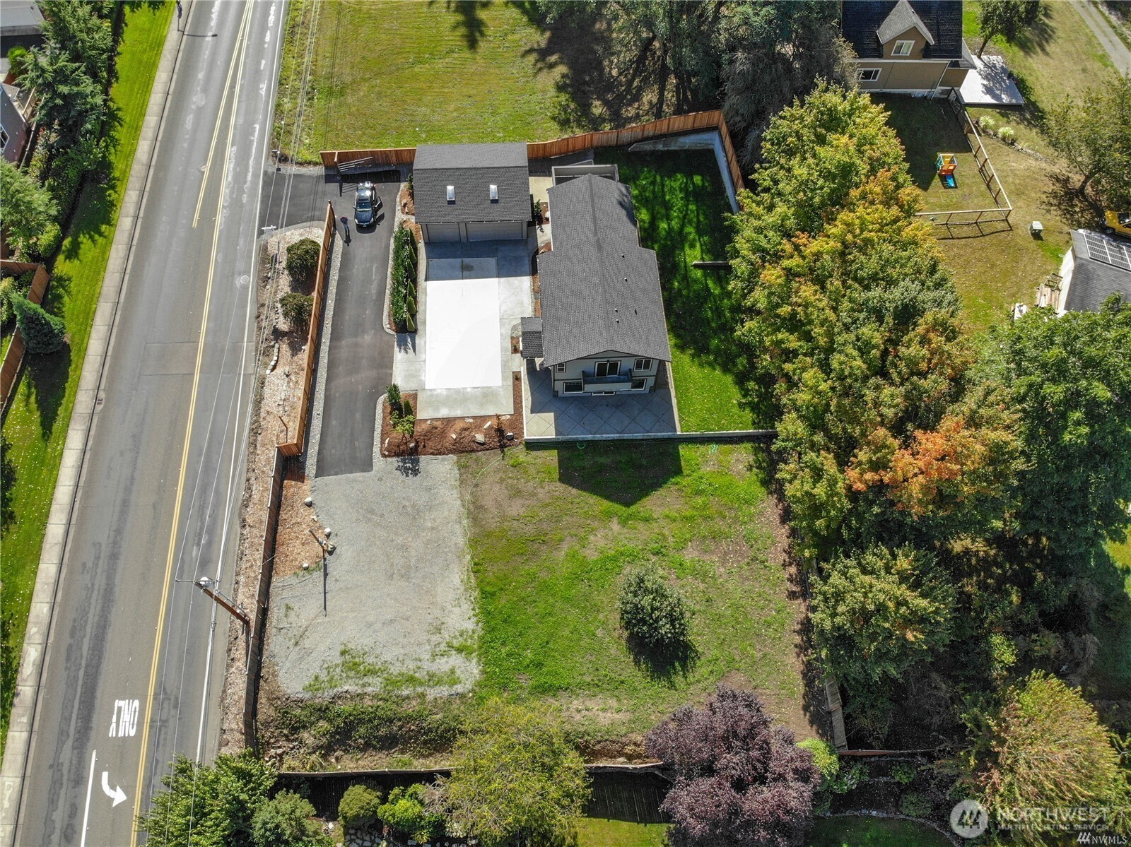 2502 9th Street SW