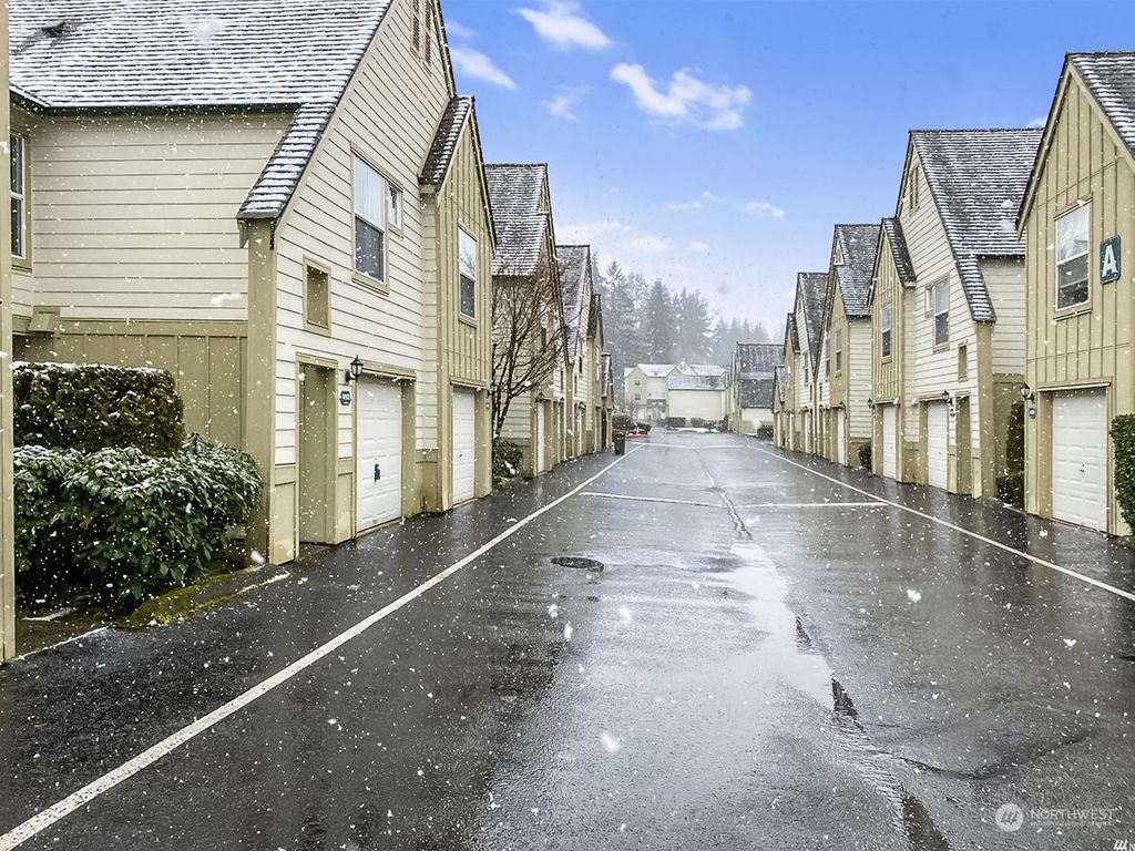 Photo of 1600 121st Street SE #W102, Everett, WA 98208 (MLS # 2038645)