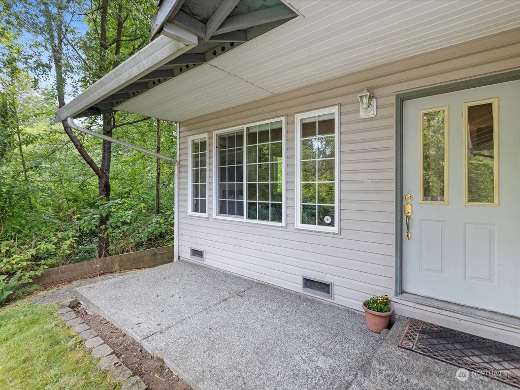 Photo of 6411 81st Dr Dr NE, Marysville, WA 98270 (MLS # 2266871)