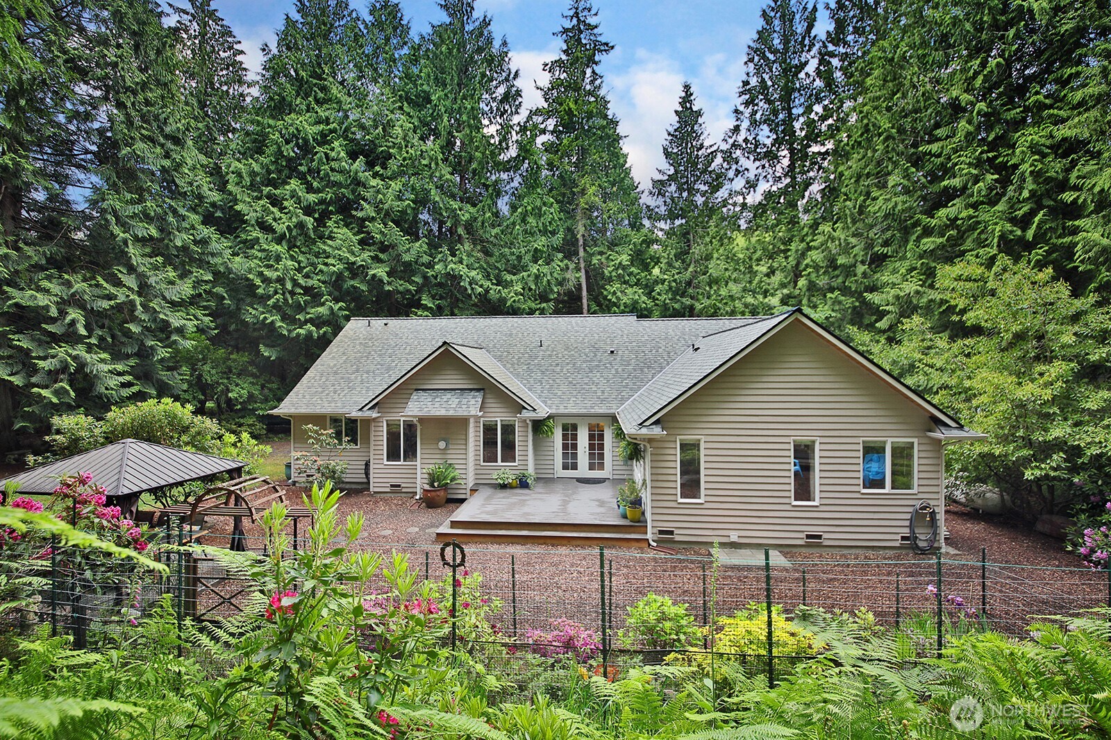 1180 Cedar Circle