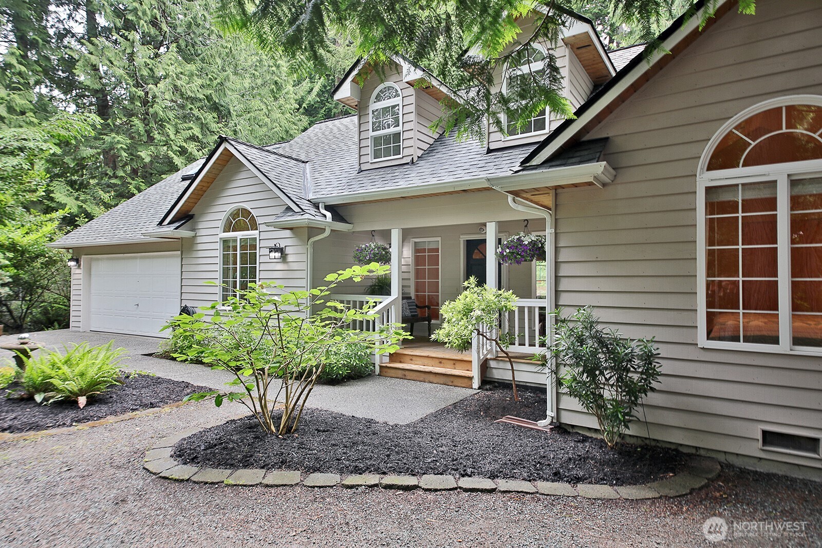 1180 Cedar Circle