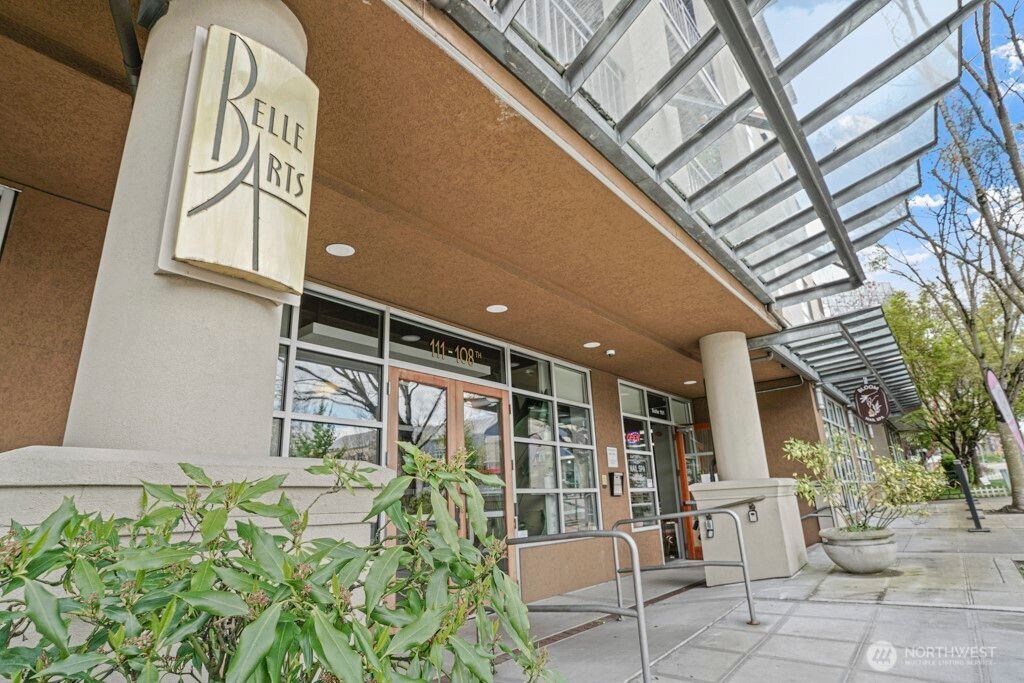 Photo of 118 107th Avenue NE #B316, Bellevue, WA 98004 (MLS # 2355752)