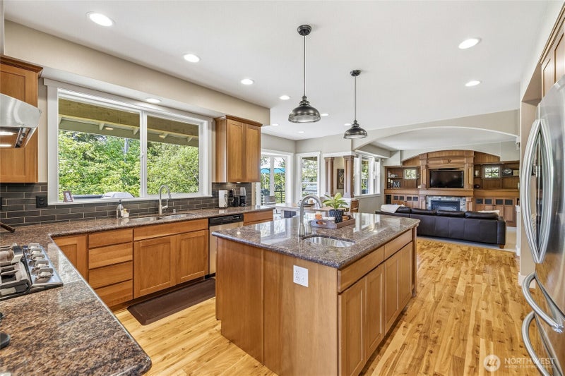 4501 Dove Court