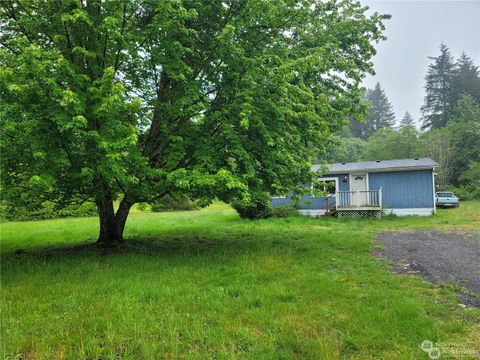 120 Wennassee Loop Silver Creek WA 98585