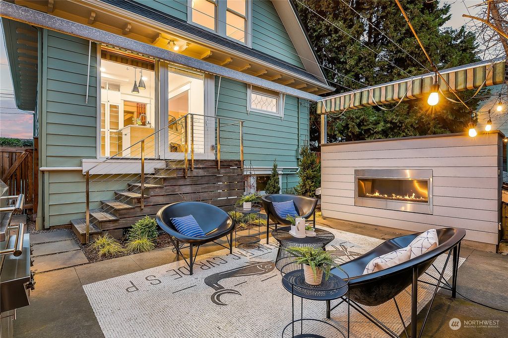 Photo of 2203 4th Avenue N, Seattle, WA 98109 (MLS # 2323630)