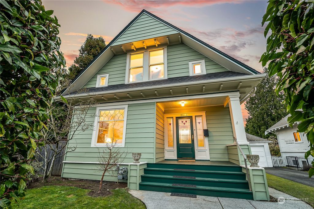 Photo of 2203 4th Avenue N, Seattle, WA 98109 (MLS # 2323630)
