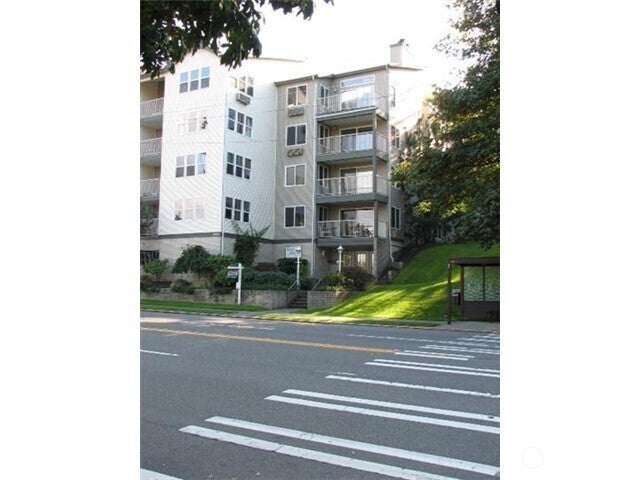 Photo of 965 W Nickerson Street #41, Seattle, WA 98119 (MLS # 2553714)