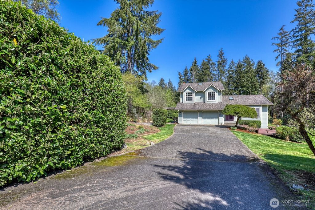 Photo of 10621 46th Place SE, Snohomish, WA 98290 (MLS # 2364612)