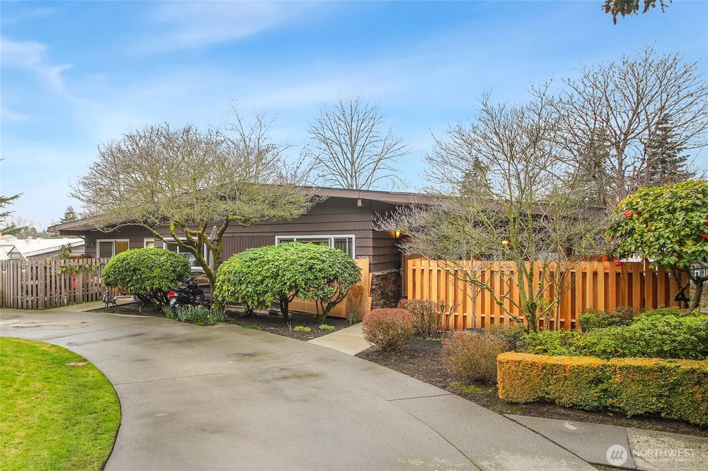 Photo of 5005 Sand Point Place NE, Seattle, WA 98105 (MLS # 2336524)