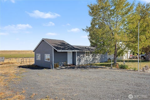Photo of 3986 Road 20 NE, Soap Lake, WA 98851 (MLS # 2576672)