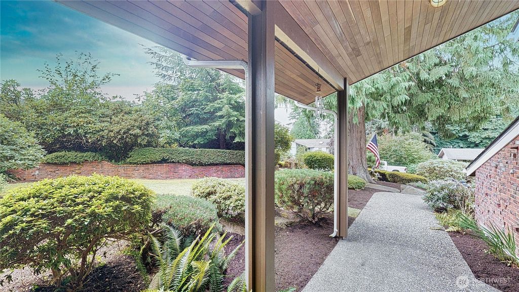 Photo of 6121 Northridge, Snohomish, WA 98290 (MLS # 2411470)