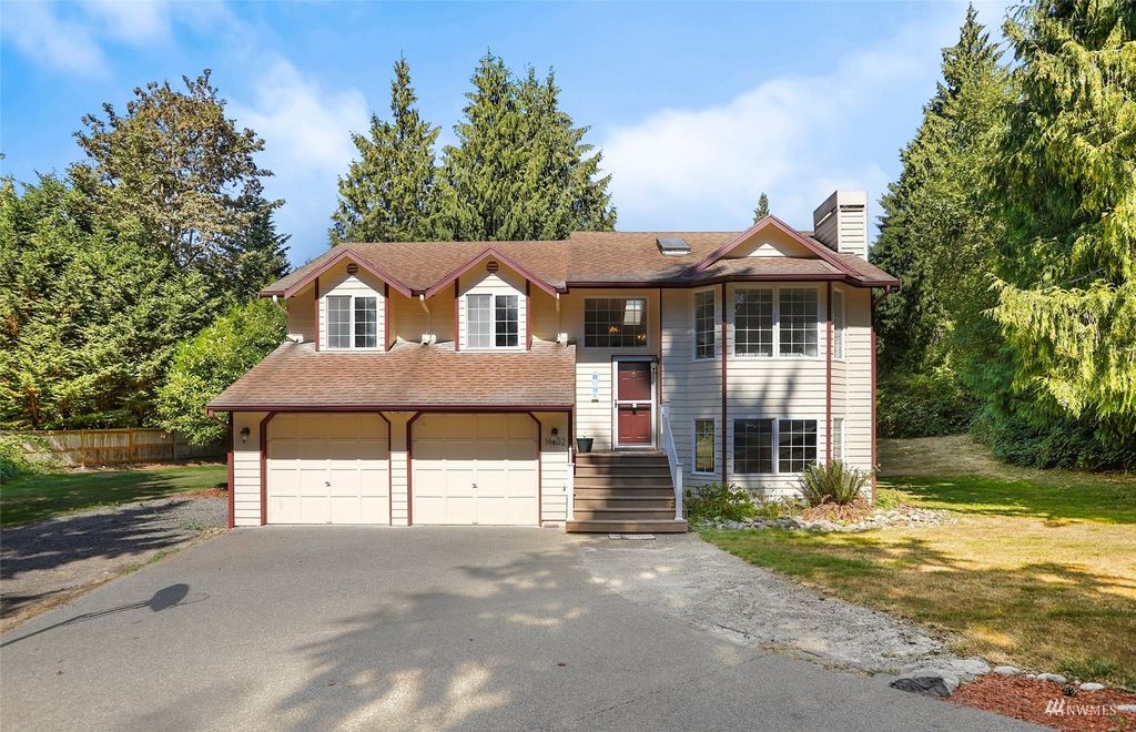 Photo of 14102 39th Drive NW, Marysville, WA 98271 (MLS # 1987613)