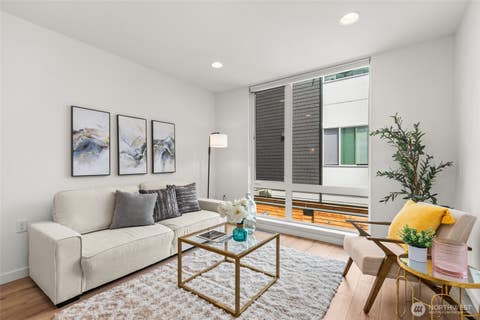 Photo of 2106 NE 85th Street #E, Seattle, WA 98115 (MLS # 2541794)