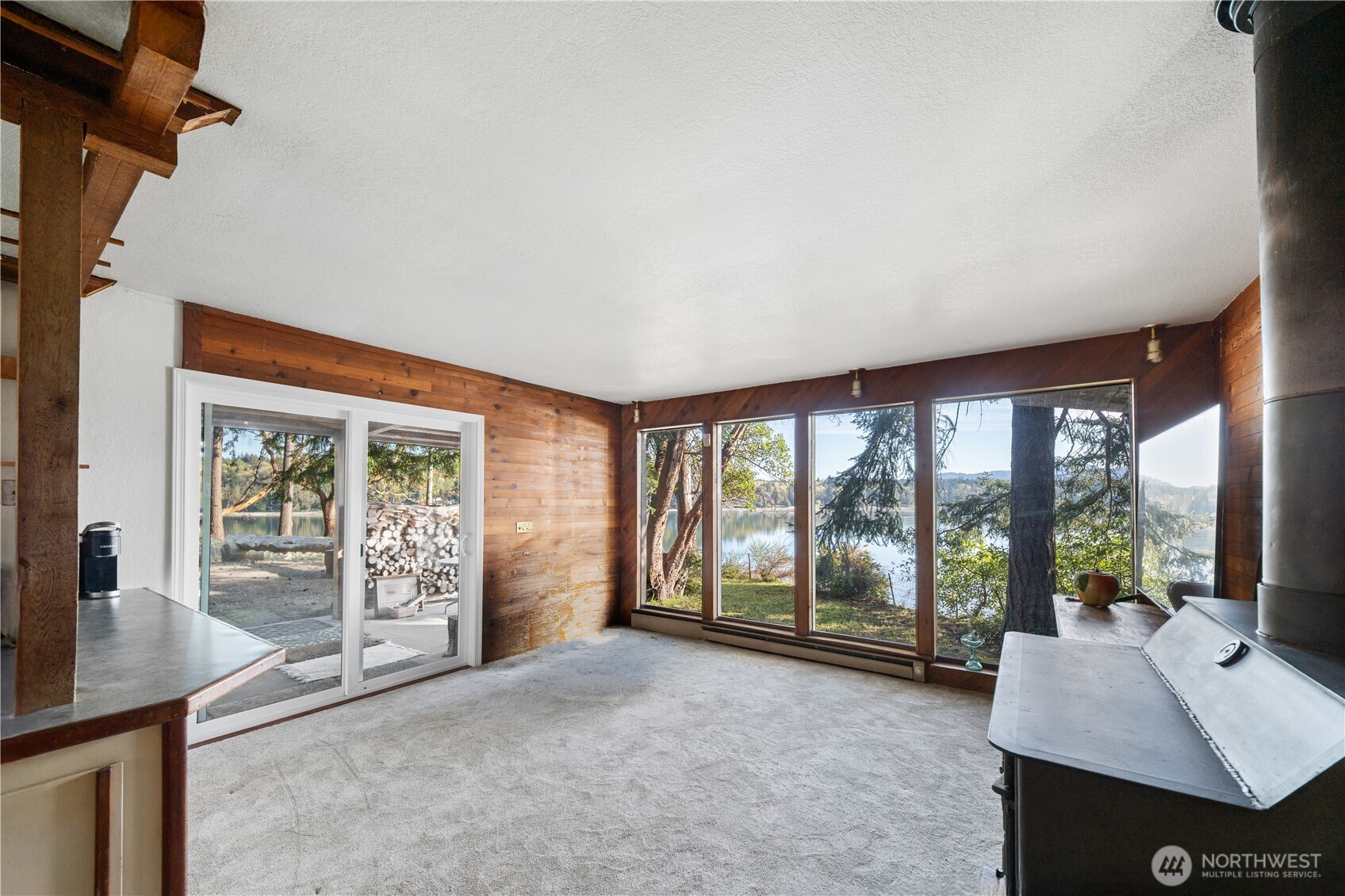 5321 Sunrise Beach Road NW