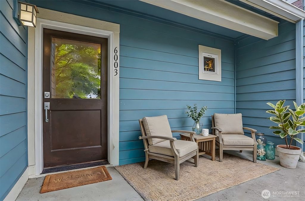 Photo of 6003 Lanham Place SW, Seattle, WA 98126 (MLS # 2517505)