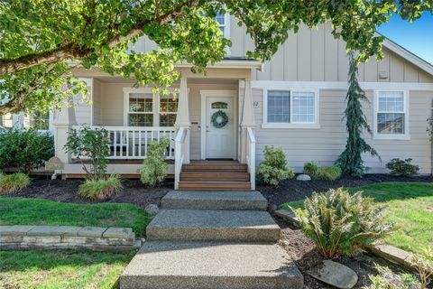 A home in Duvall