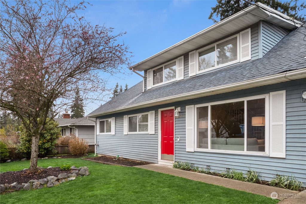 Photo of 16124 126th Avenue SE, Renton, WA 98058 (MLS # 2207099)