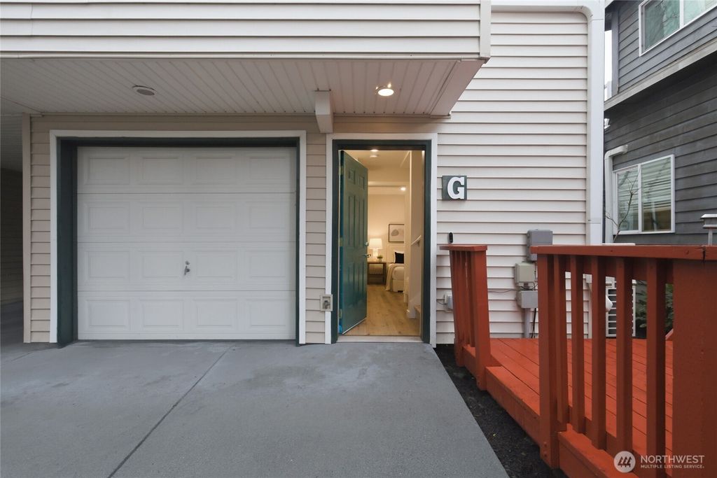 Photo of 1126 14th Ave Ave #G, Seattle, WA 98122 (MLS # 2475940)