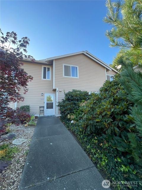 Photo of 8204 Spokane Drive #302, Everett, WA 98203 (MLS # 2433492)