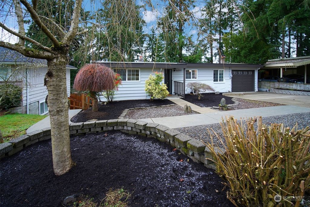 Photo of 16352 Ashworth Avenue N, Shoreline, WA 98133 (MLS # 2036248)