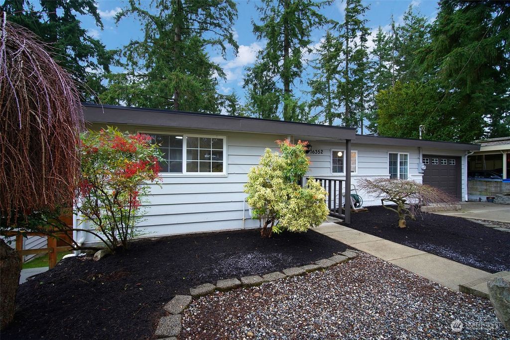 Photo of 16352 Ashworth Avenue N, Shoreline, WA 98133 (MLS # 2036248)