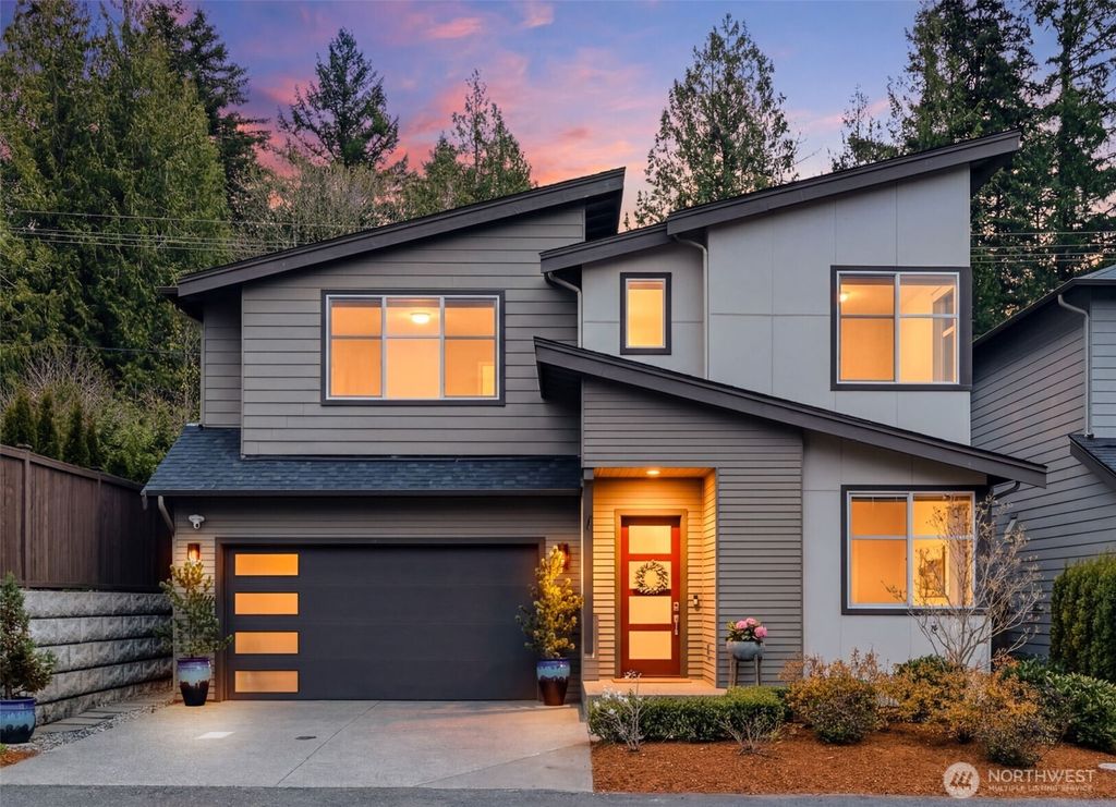 Photo of 24387 NE 24th Street, Sammamish, WA 98074 (MLS # 2500867)