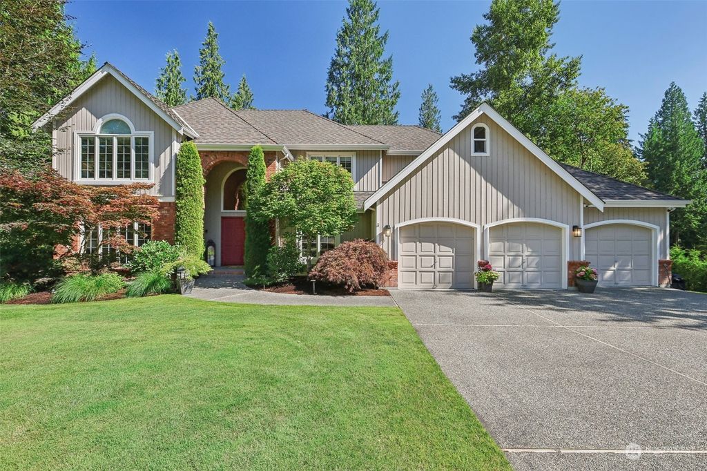 Photo of 24112 NE 29th Street, Sammamish, WA 98074 (MLS # 2265580)