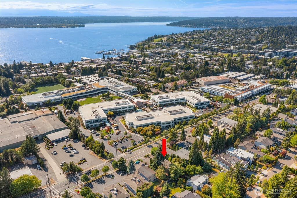 Photo of 816 6th Street S, Kirkland, WA 98004 (MLS # 2553236)