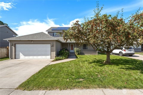 Photo of 243 NW Schnabel Ln LN, College Place, WA 99324 (MLS # 2584767)