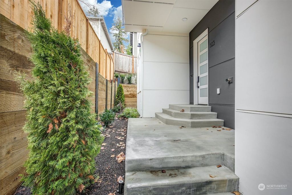 Photo of 6440 NE 181st Street #103, Kenmore, WA 98028 (MLS # 2027548)