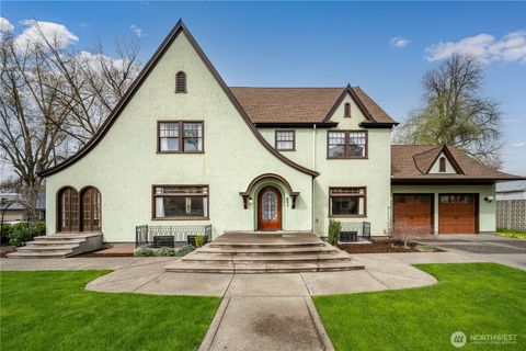 Photo of 601 Washington Street, Walla Walla, WA 99362 (MLS # 2502128)