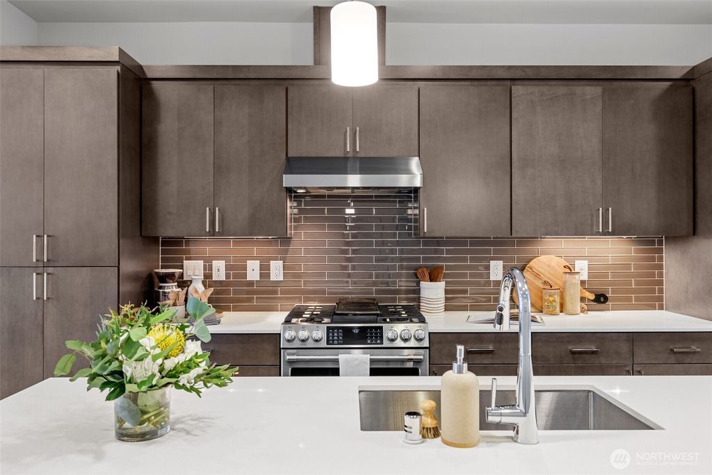 Photo of 7629 NE 122nd Court #7, Kirkland, WA 98034 (MLS # 2468598)