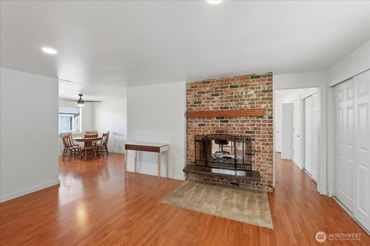 28916 229th Place SE