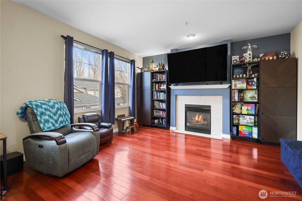 Photo of 22727 43rd Avenue S #11-1, Kent, WA 98032 (MLS # 2487192)