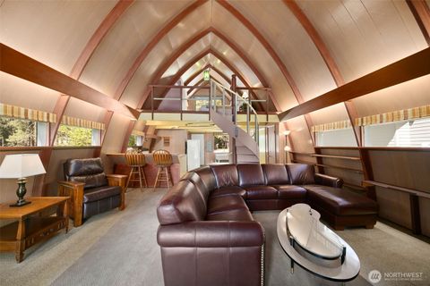 Photo of 2514 Kinnikinnick Drive, Leavenworth, WA 98826 (MLS # 2352399)