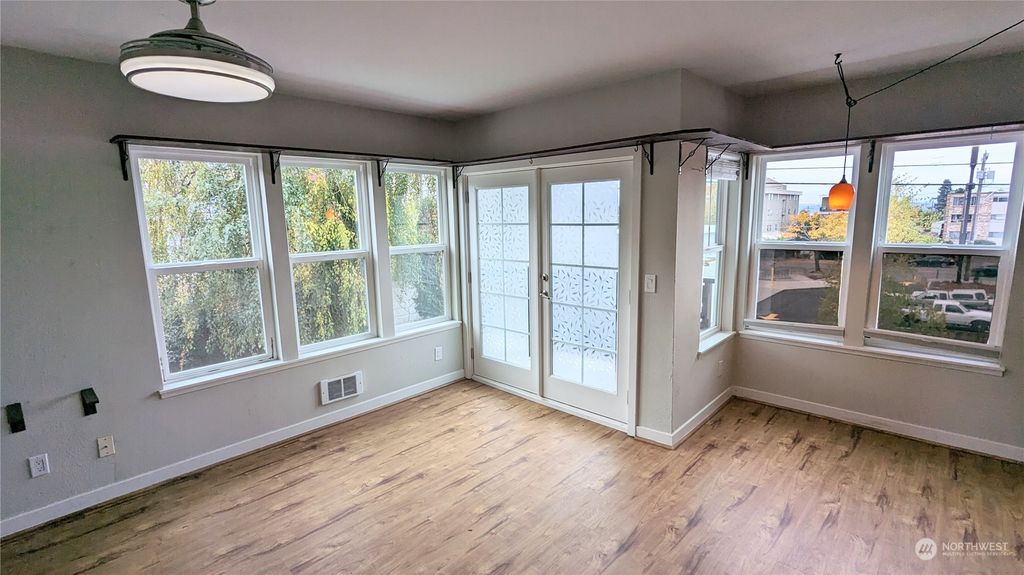 Photo of 6547 42nd Avenue SW #202, Seattle, WA 69813 (MLS # 2177298)