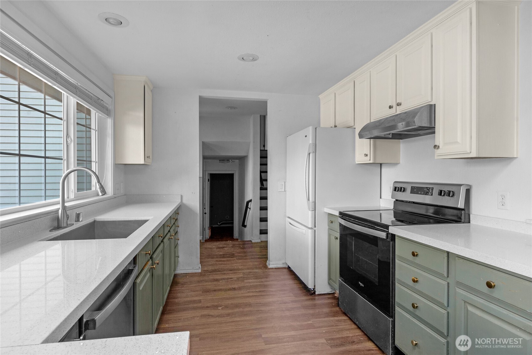 17710 11th Avenue NW