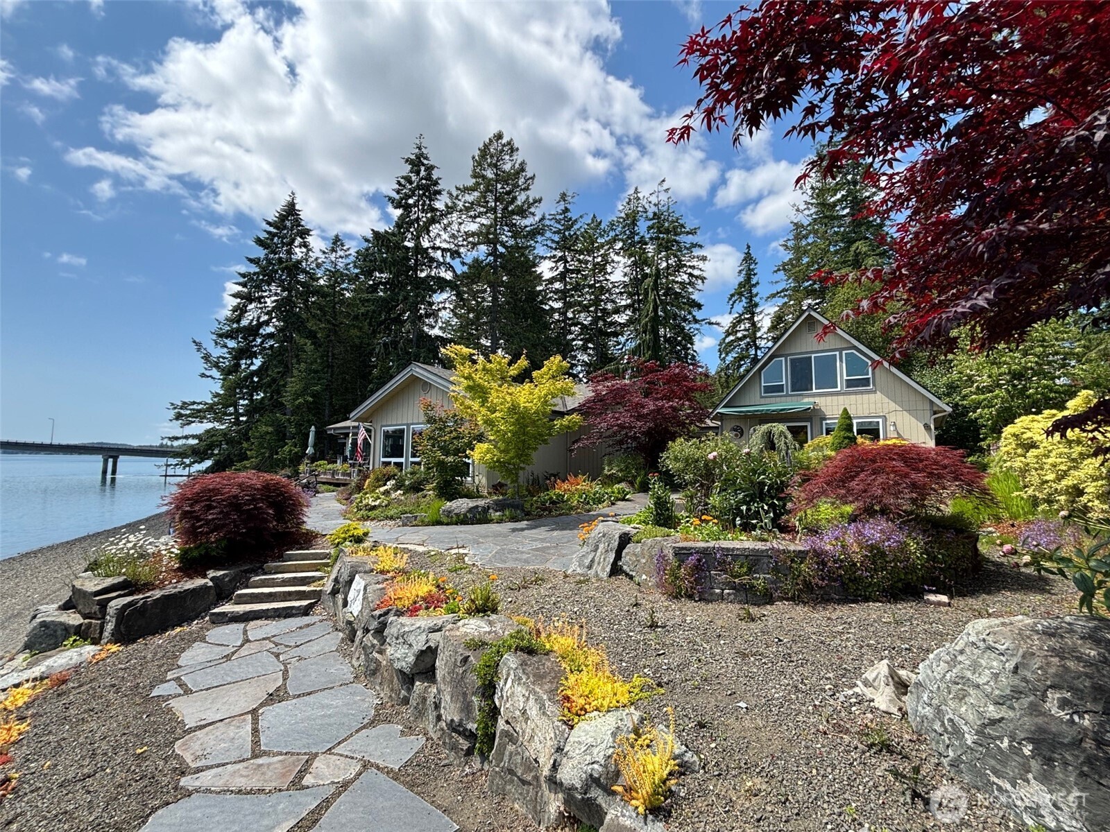 3451 E Pickering Road