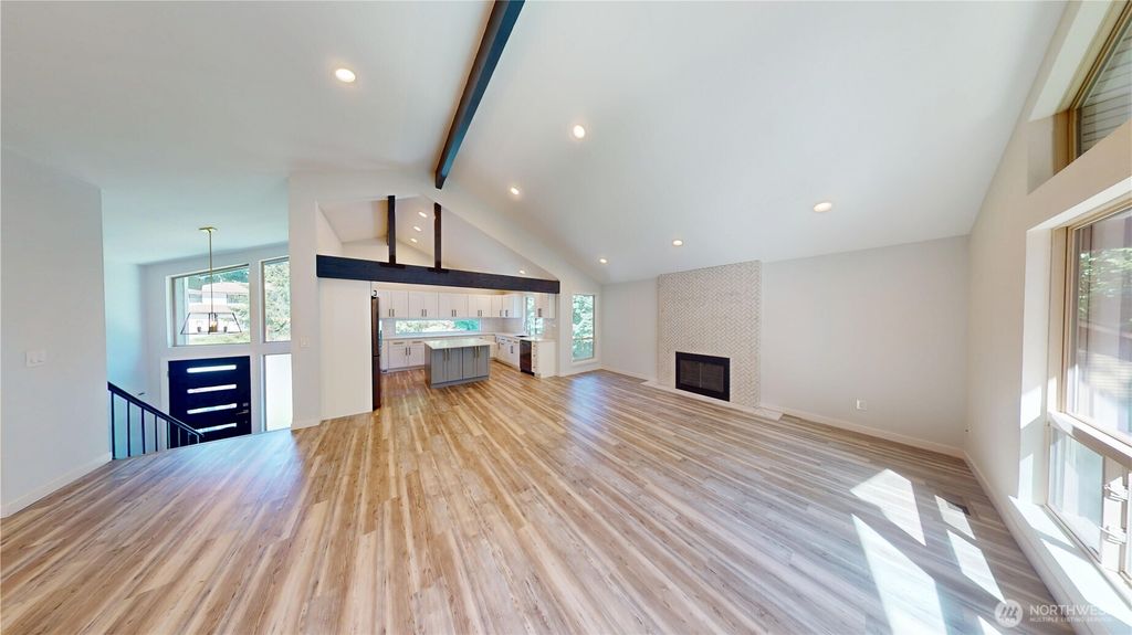 Photo of 14340 93rd Avenue NE, Kirkland, WA 98034 (MLS # 2528394)