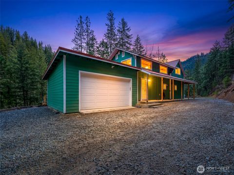 Photo of 695 Sand Creek Road, Cashmere, WA 98815 (MLS # 2504965)