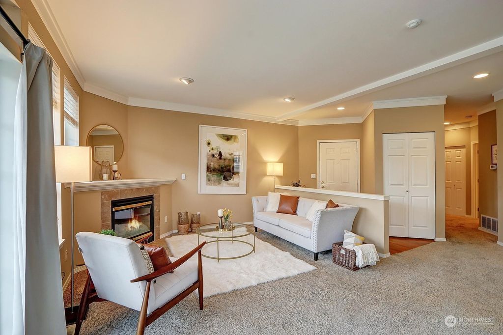 Photo of 18562 NE 57th Street, Redmond, WA 98052 (MLS # 2051963)