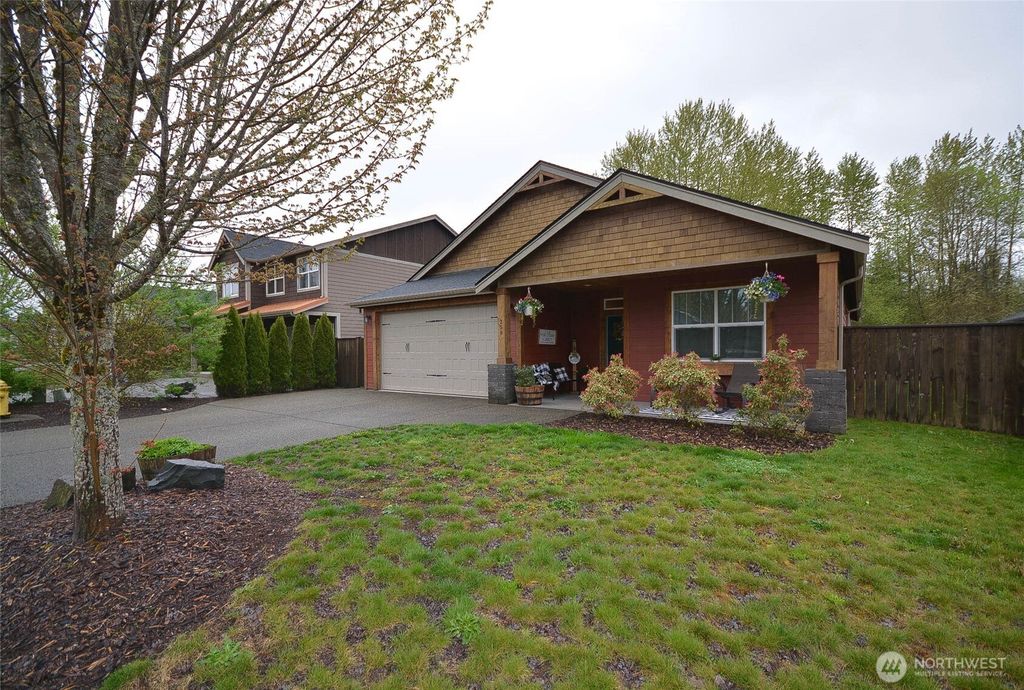 Photo of 259 Parkside Loop, Chehalis, WA 98532 (MLS # 2504253)