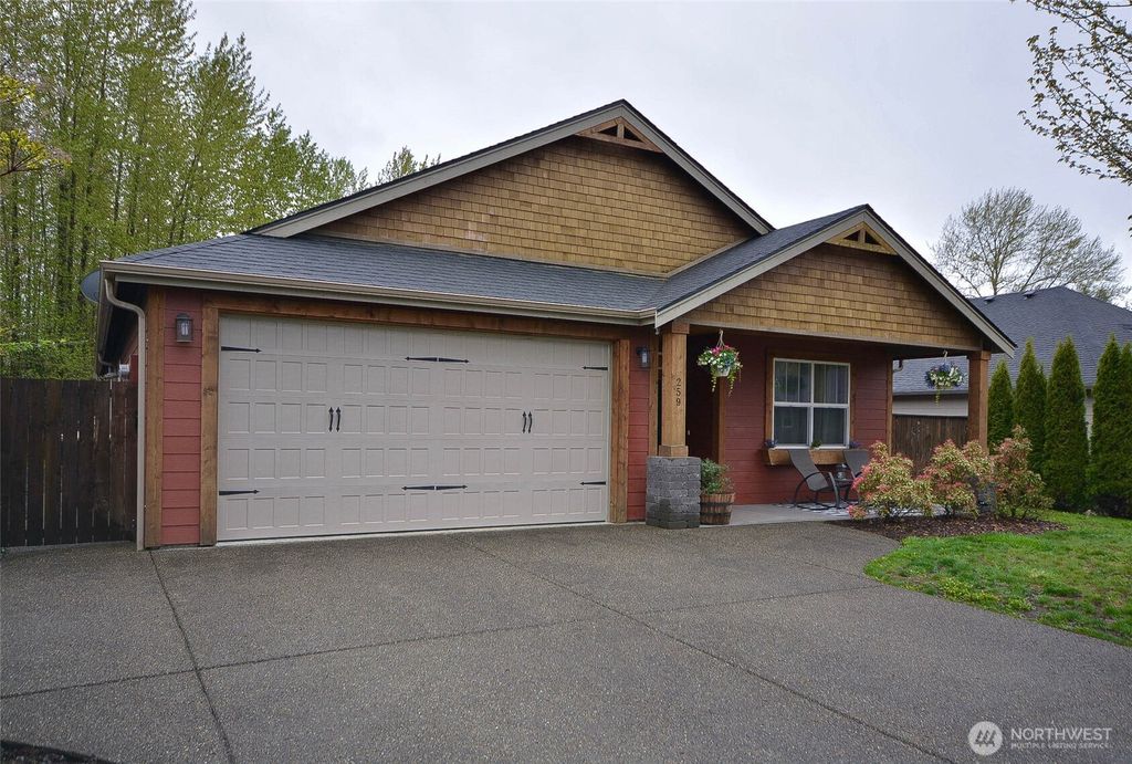 Photo of 259 Parkside Loop, Chehalis, WA 98532 (MLS # 2504253)
