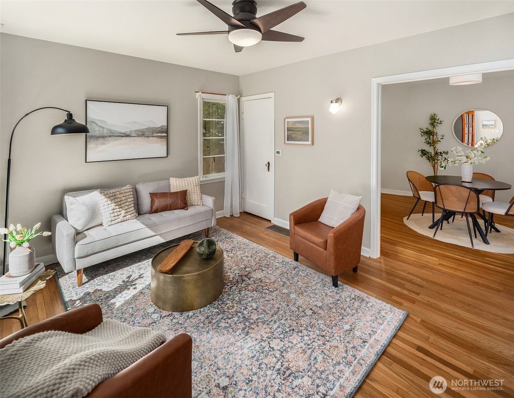 Photo of 3546 SW 99TH Street, Seattle, WA 98126 (MLS # 2498818)