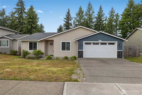 Photo of 701 Myers Street SE, Rainier, WA 98576 (MLS # 2537156)