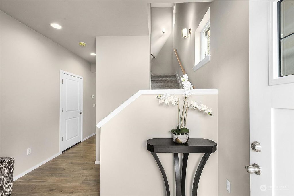 Photo of 14304 Jefferson Way #2, Lynnwood, WA 98087 (MLS # 2001997)