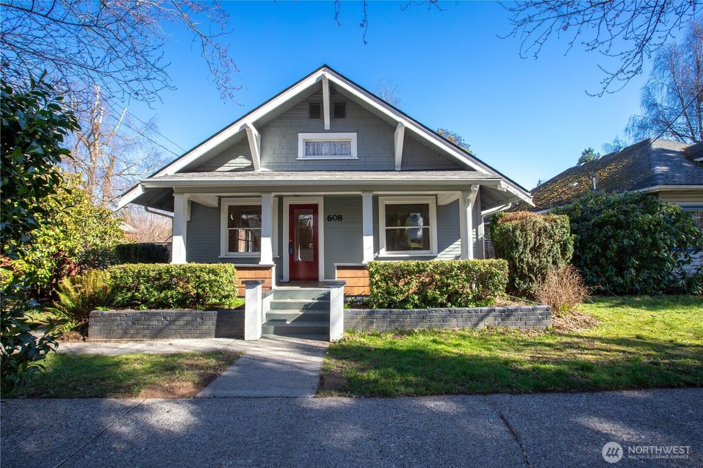 Photo of 608 Wilson Street SE, Olympia, WA 98501 (MLS # 2485113)