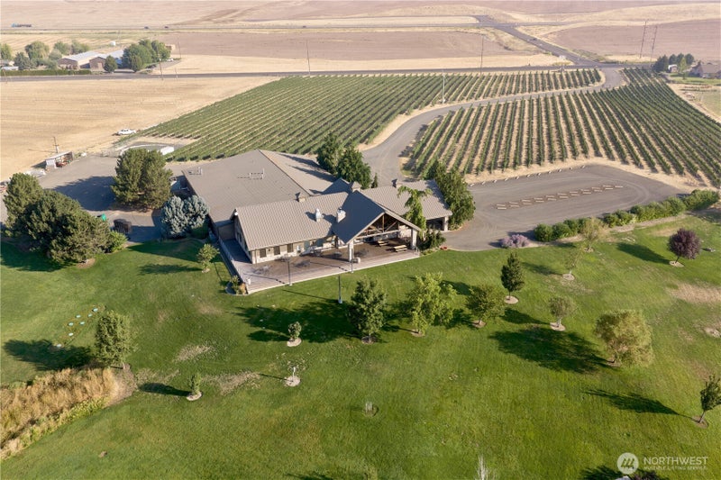 5641 Old Highway 12