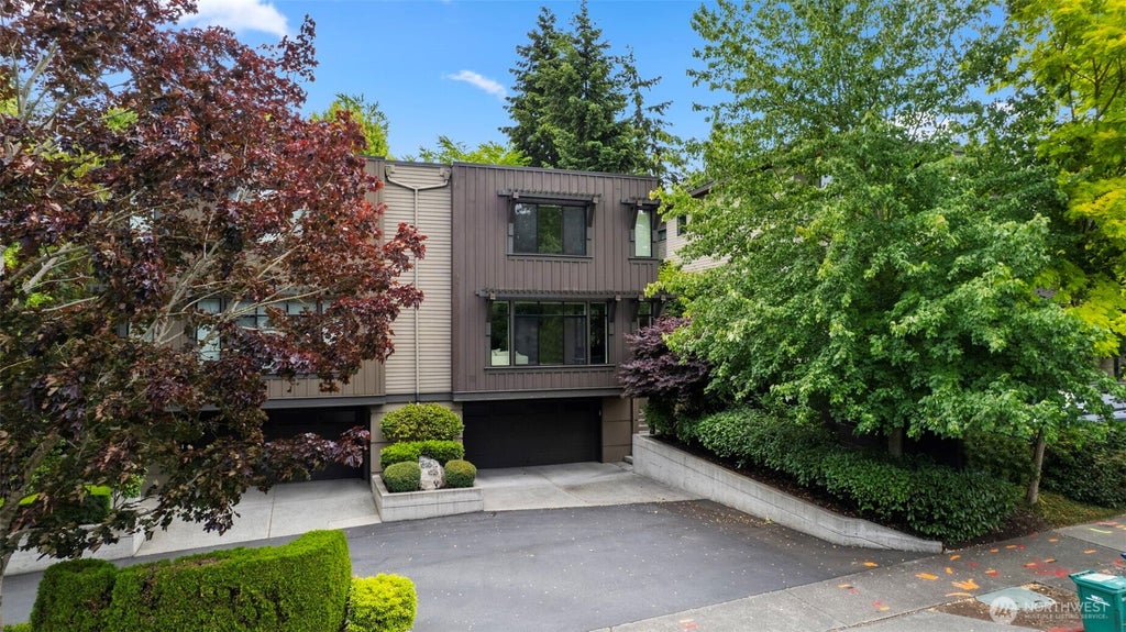 Photo of 1824 Market Street, Kirkland, WA 98003 (MLS # 2547304)