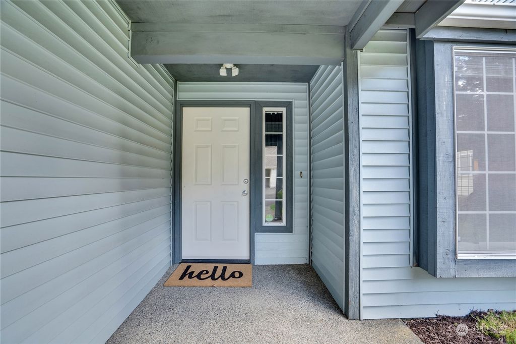 Photo of 32830 3rd Place S, Federal Way, WA 98003 (MLS # 2151342)